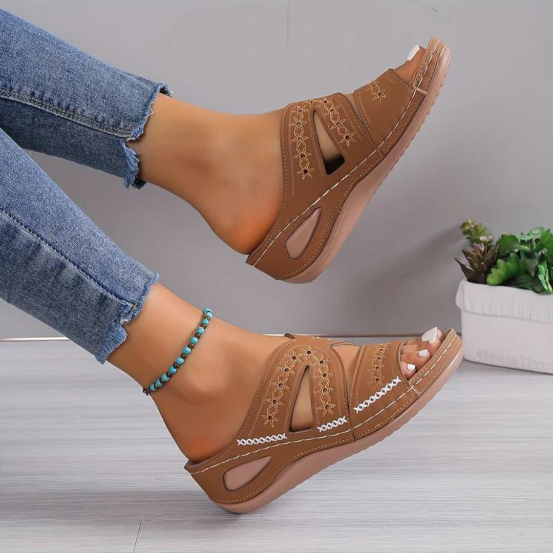 Sandy's™ Supportive Sandals for Everyday Comfort