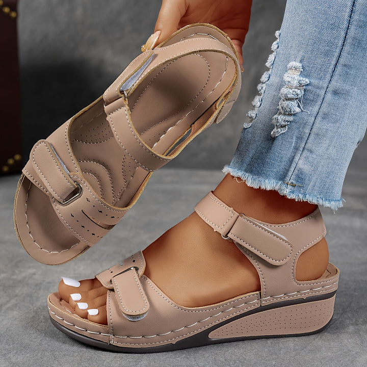 Célima™ Trendy Orthopedic Sandal