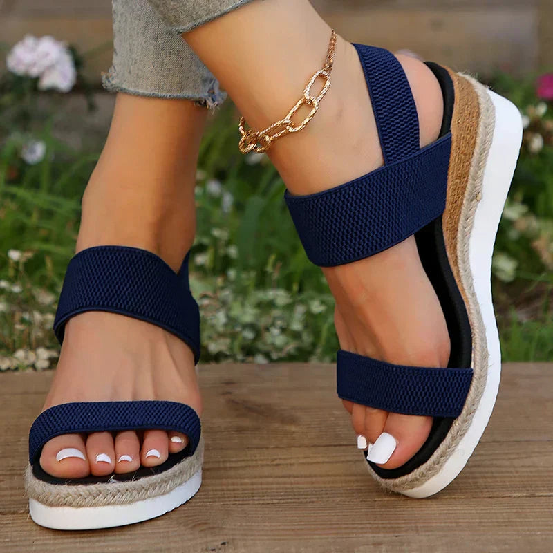 Aria™ Lightweight Sandal