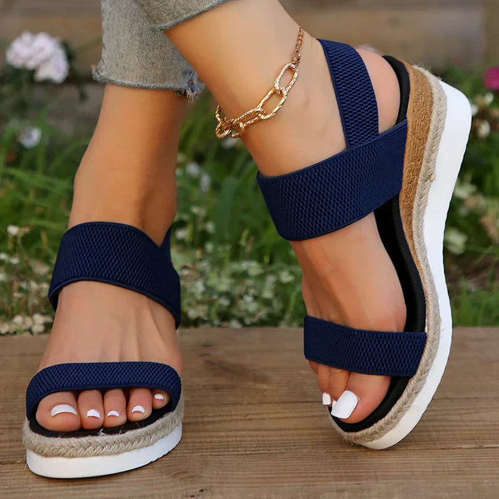 Aria™ Lightweight Sandal