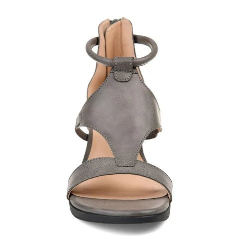 Leila™ Supportive Sandals