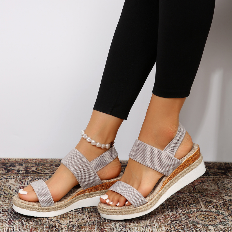 Aria™ Lightweight Sandal