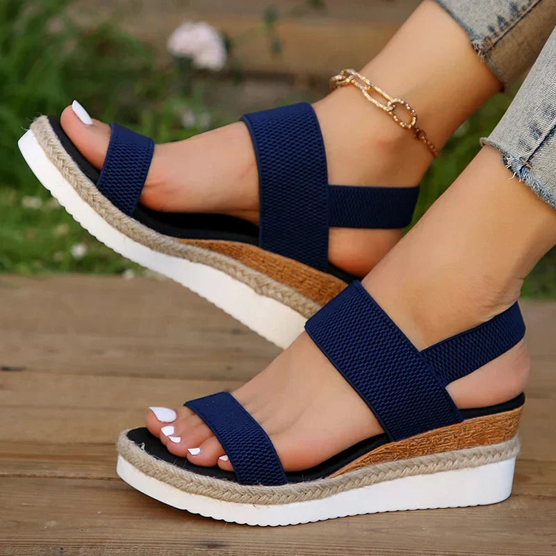 Aria™ Lightweight Sandal